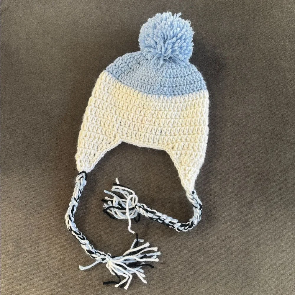 Daisy Baby Infant Toddler Snowman Beanie Hat Blue with Pom 6-12 months NEW